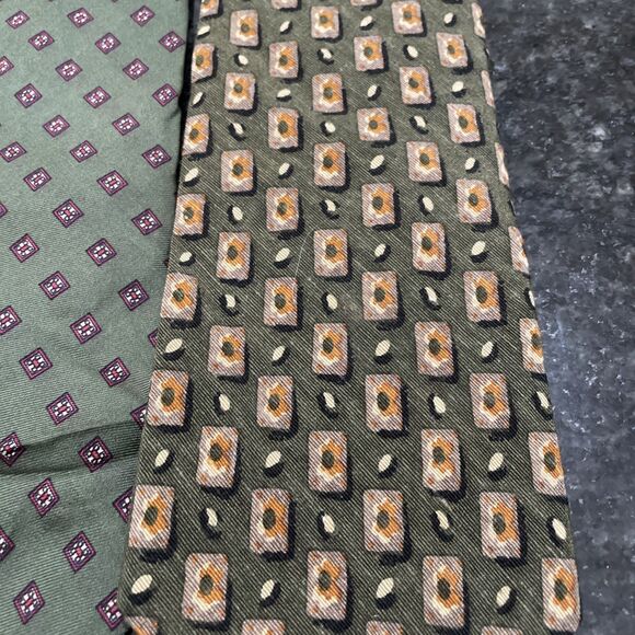 Brooks Brothers Lot of 5 (Makers/Est. 1818) Men’s Tie Lot Made In USA/Italy Silk - Picture 6 of 6